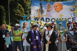 pielgrzymi na jasnej górze